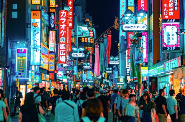 Descubre la experiencia de vivir en Japón siendo latino: consejos y recomendaciones