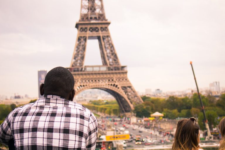 Todo lo que debes saber para mudarte a Francia: Requisitos y trámites